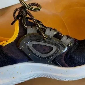 Under Armour | Shoes | Under Armour Mvmnt Flow Velociti In  display picture 1